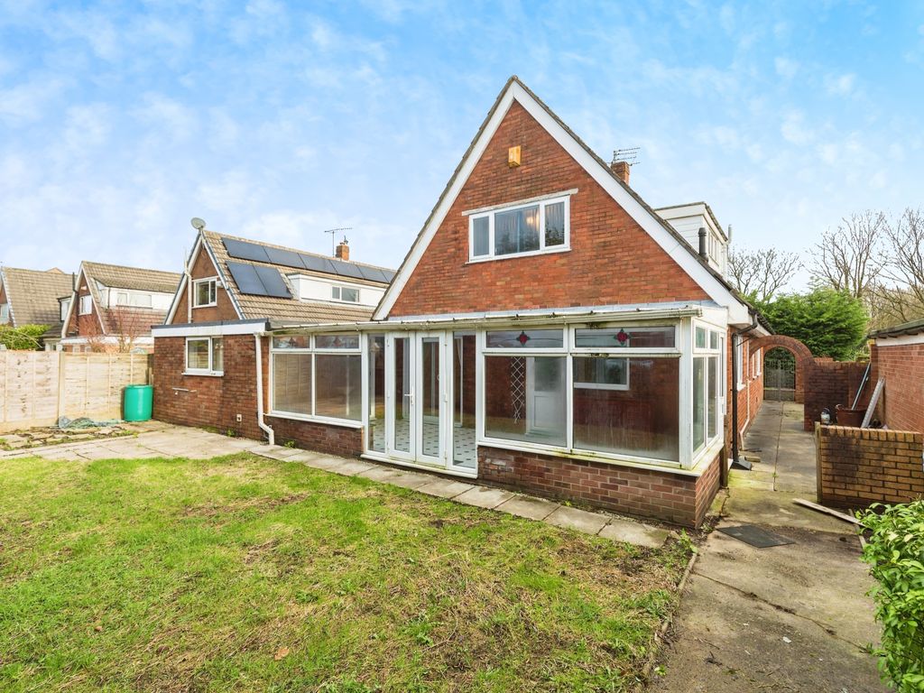 4 bed detached house for sale in Sharoe Green Lane, Preston PR2, £400,000