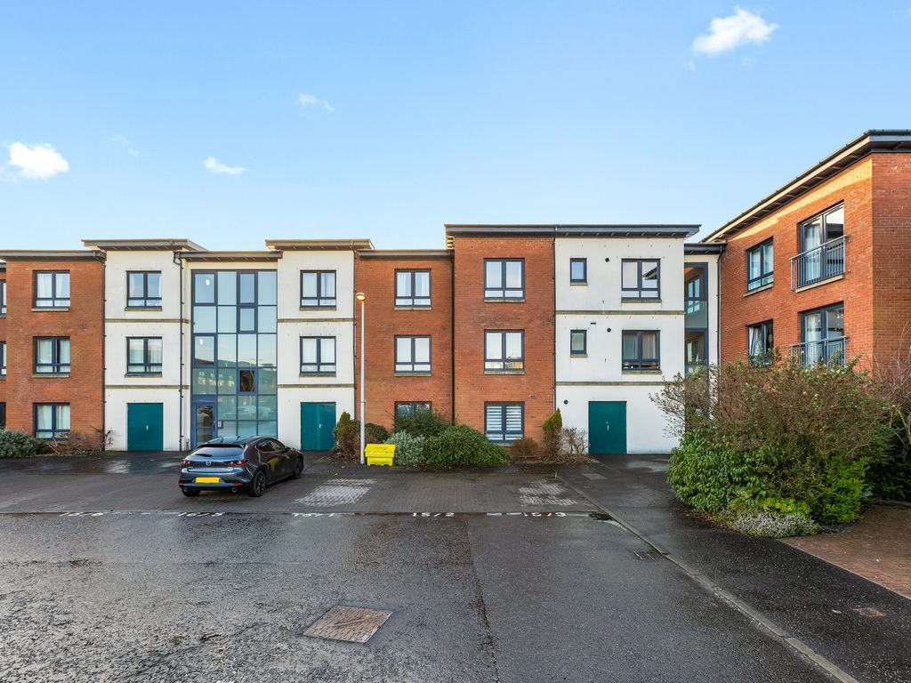 2 bed flat for sale in 15/9 New Mart Square, Chesser, Edinburgh EH14, £230,000