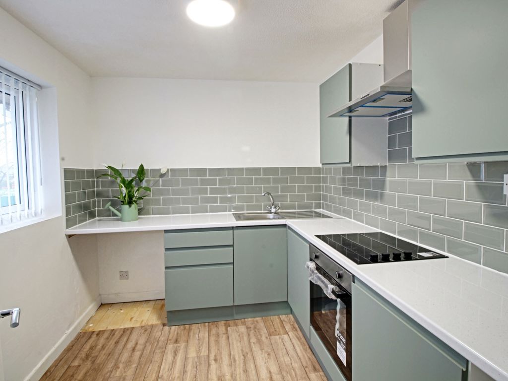 2 bed flat for sale in Conwy Drive, Liverpool L6, £95,000