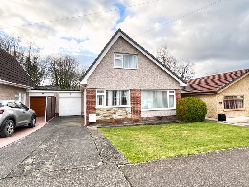 3 bed detached bungalow for sale in Furzeland Drive, Bryncoch, Neath SA10, £245,000