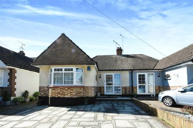 3 bed bungalow for sale in Grove Hill, Eastwood, Leigh On Sea, Essex SS9, £370,000