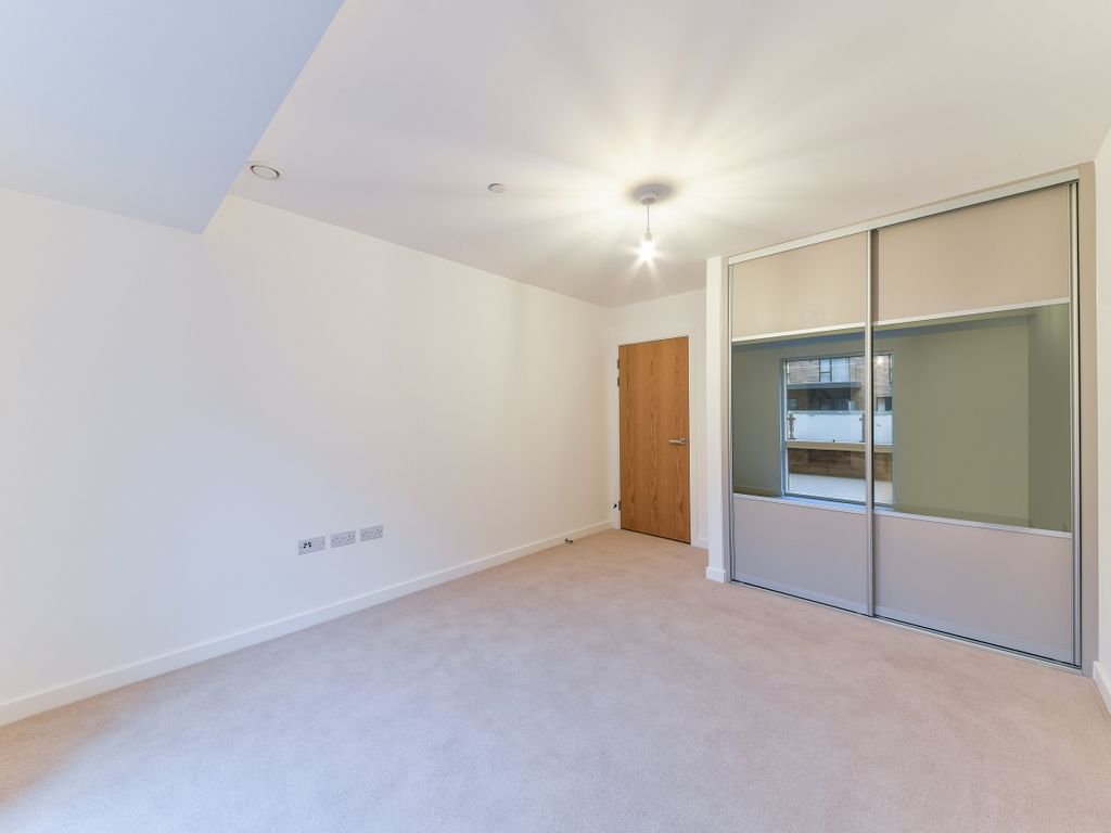 1 bed flat to rent in Poplar House, Colindale Gardens, Colindale NW9, £1,777 pcm