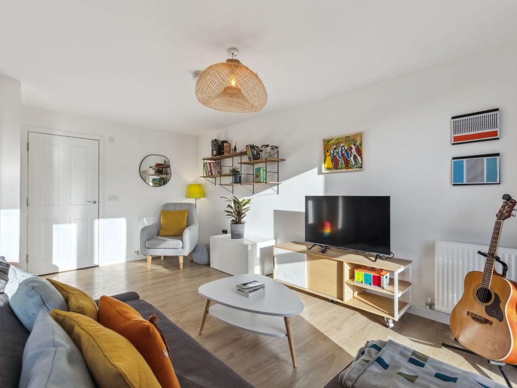 3 bed flat for sale in Flat 5, 8 Barnie Terrace, Portobello, Edinburgh EH15, £280,000