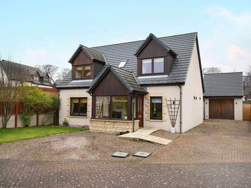 4 bed detached house for sale in Brighead Place, Inverbervie, Montrose DD10, £310,000