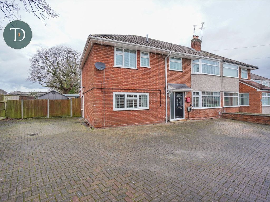 4 bed semi-detached house for sale in Underwood Drive, Whitby, Ellesmere Port CH65, £325,000