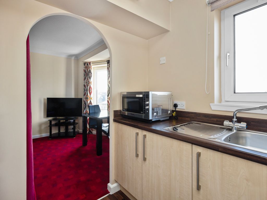 1 bed flat for sale in 2/33 Homecairn House, Goldenacre Terrace EH3, £135,000