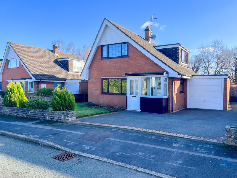 3 bed detached house for sale in Adams Grove, Leek, Staffordshire ST13, £385,000