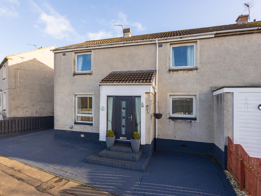 4 bed property for sale in 12 Barleyknowe Gardens, Gorebridge EH23, £195,000