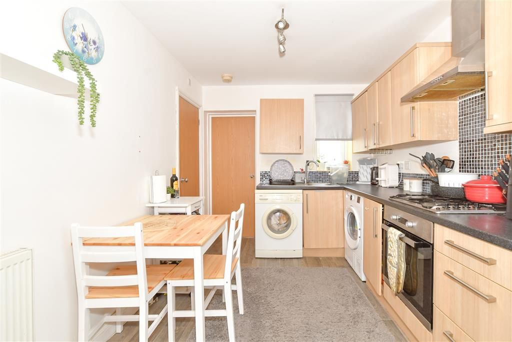 1 bed flat for sale in Lawrence Road, Southsea, Hampshire PO5, £109,500