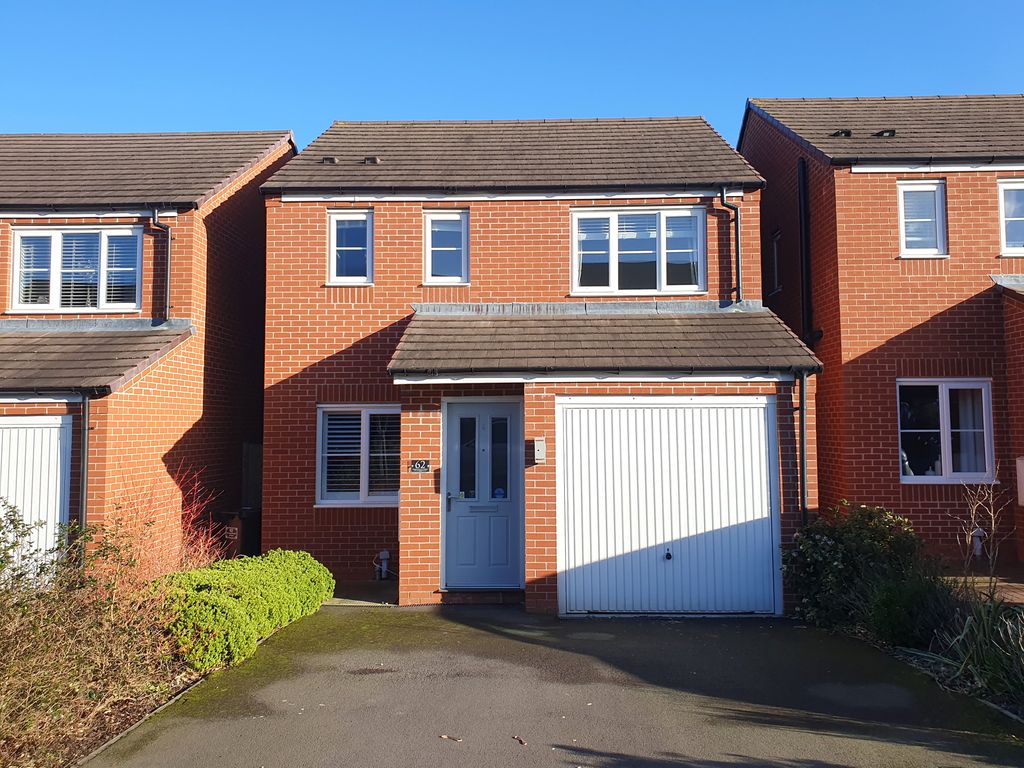 3 bed detached house to rent in Greenfields Drive, Newport TF10, £1,050 pcm