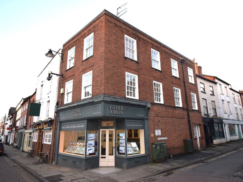 2 bed flat to rent in Church Street, Leominster HR6, £600 pcm