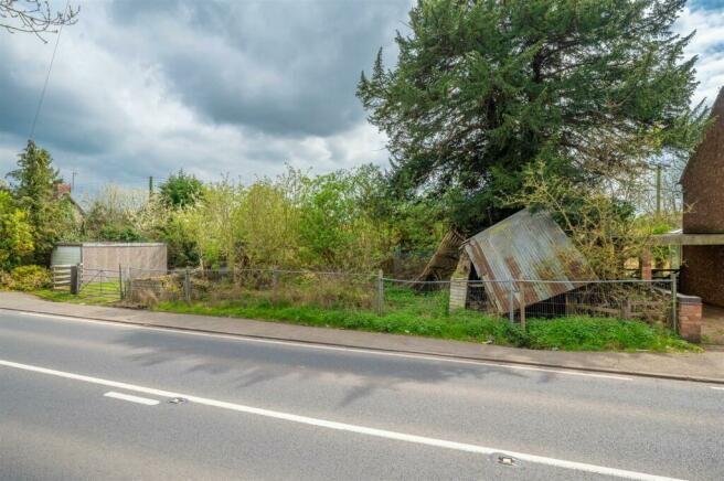 Land for sale in Evesham Road, Binton, Stratford-Upon-Avon CV37, £175,000