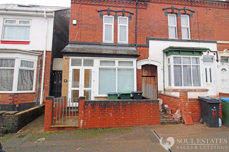 2 bed terraced house to rent in White Road, Smethwick B67, £1,100 pcm