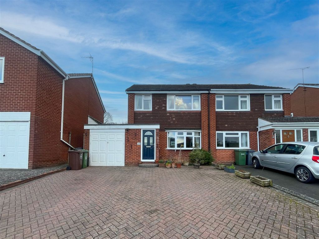 3 bed semi-detached house for sale in Knoll Croft, Cheswick Green, Solihull B90, £375,000