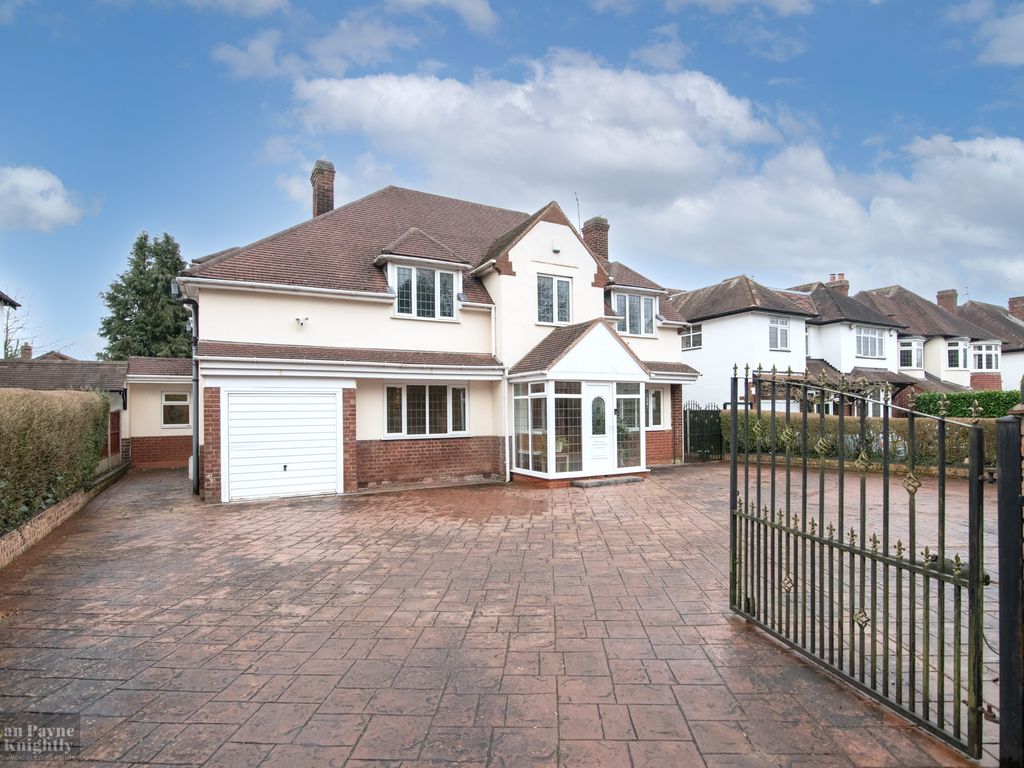 6 bed detached house for sale in Codsall Road, Wolverhampton WV6, £660,000