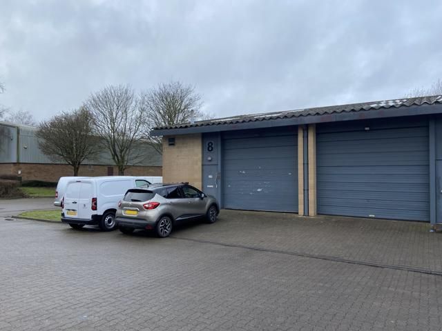 Industrial to let in Low Farm Place, Northampton, Northamptonshire NN3, £15,000 pa