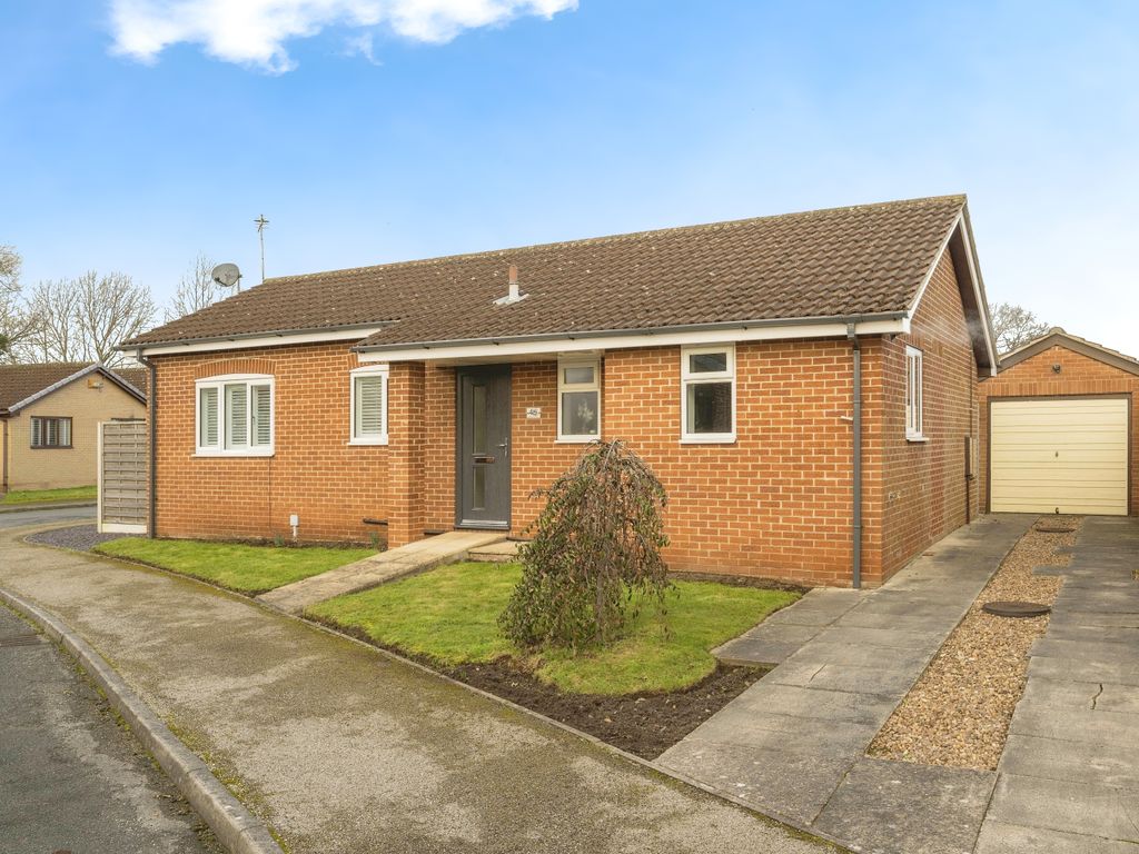 3 bed bungalow for sale in Clayworth Drive, Doncaster, South Yorkshire DN4, £300,000