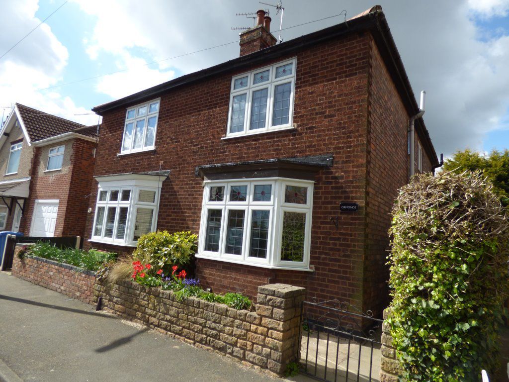 3 bed semi-detached house to rent in Stafford Street, Long Eaton NG10, £1,050 pcm
