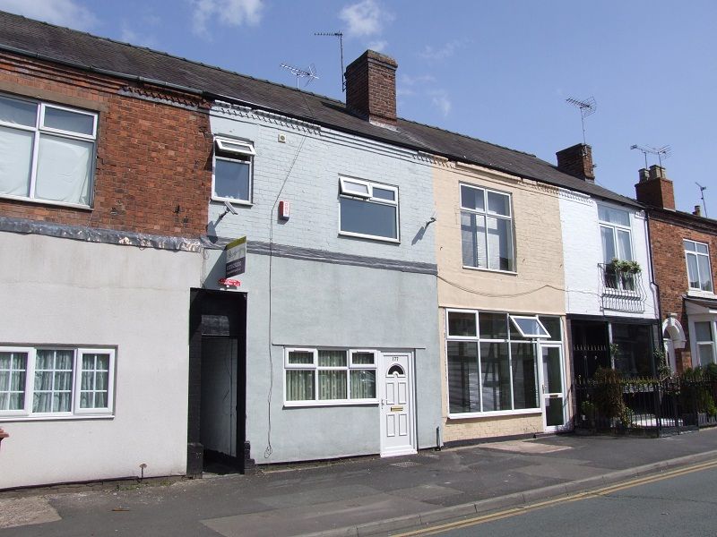 2 bed flat to rent in Crewe, Cheshire CW2, £625 pcm