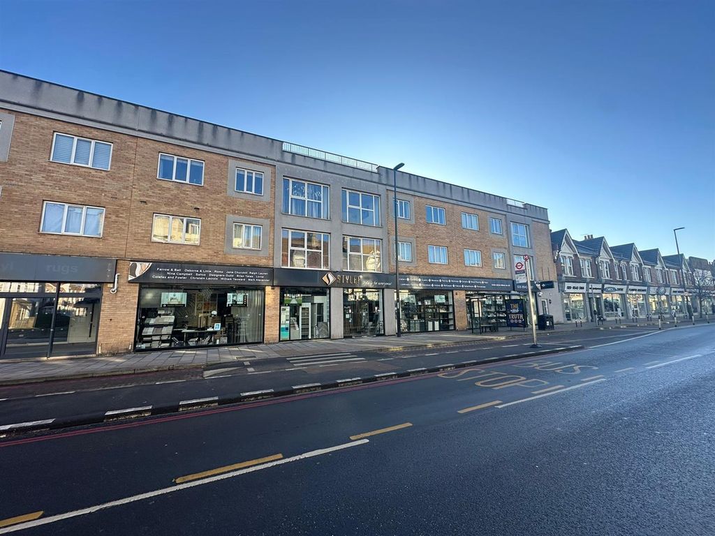 Retail premises to let in High Street Colliers Wood, Colliers Wood, London SW19, £43,000 pa