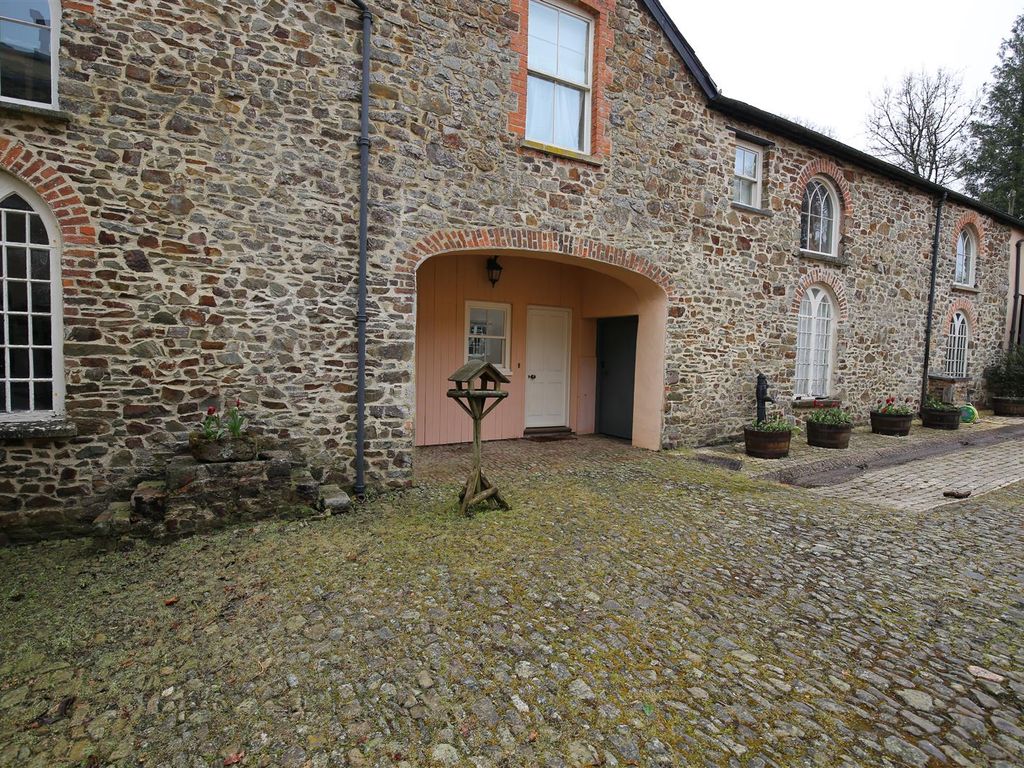 2 bed property to rent in Rackenford Manor, Rackenford, Tiverton EX16, £900 pcm