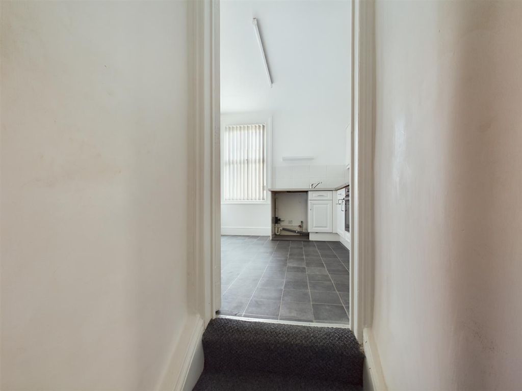 2 bed flat for sale in Moseley Avenue, Wallasey CH45, £99,950