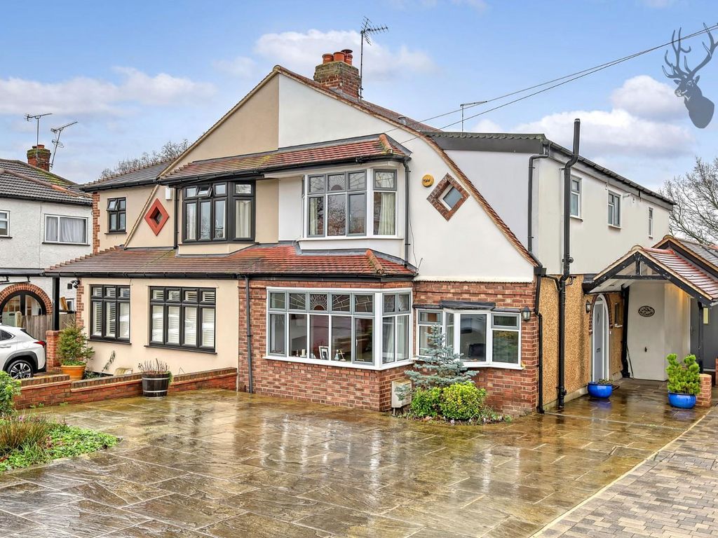 4 bed semi-detached house for sale in Forest Drive, Theydon Bois, Epping CM16, £975,000