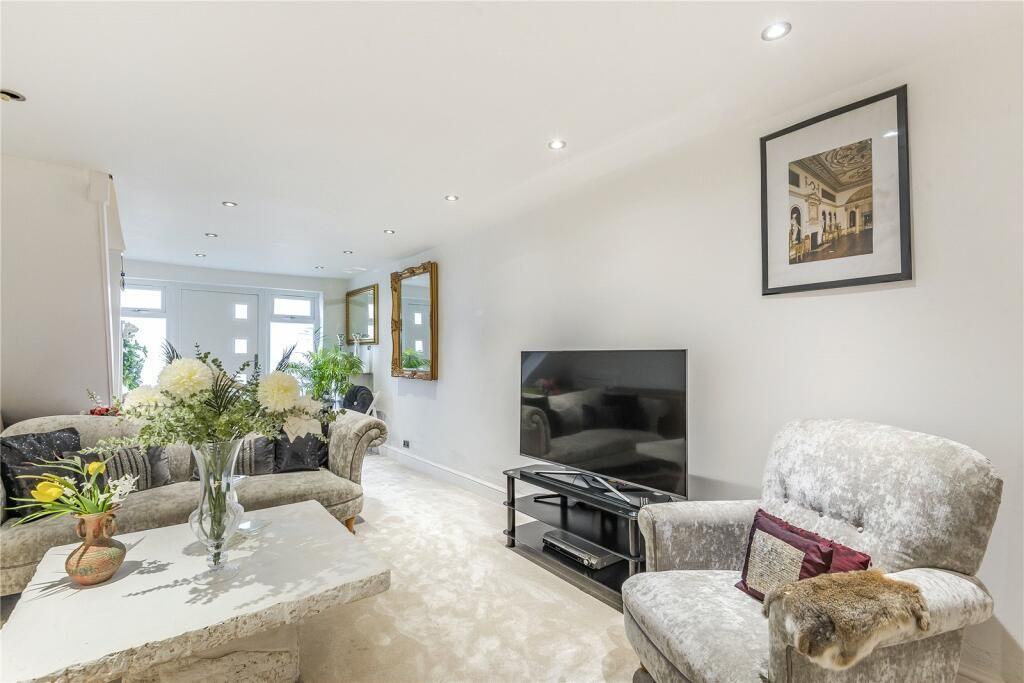 2 bed semi-detached house for sale in New Road, Hillingdon, Uxbridge UB8, £420,000