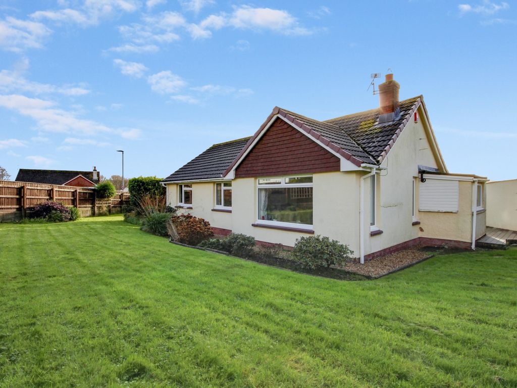 3 bed detached bungalow for sale in 55 Lyddicleave, Bickington, Barnstaple EX31, £400,000