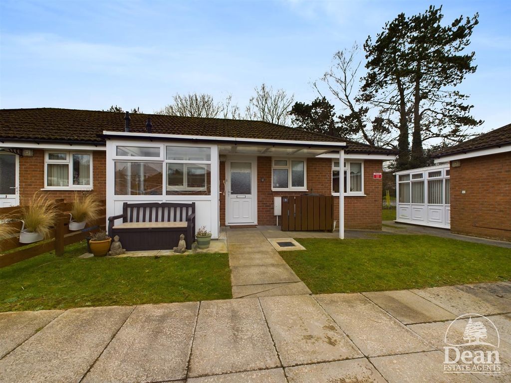 2 bed semi-detached bungalow for sale in Kings Meade, Coleford GL16, £179,950