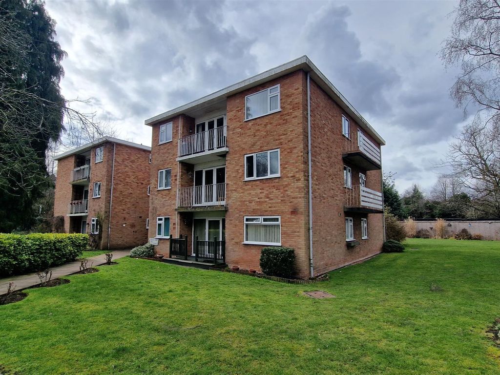 2 bed flat for sale in Halifax Close, Allesley Village, Coventry CV5, £160,000