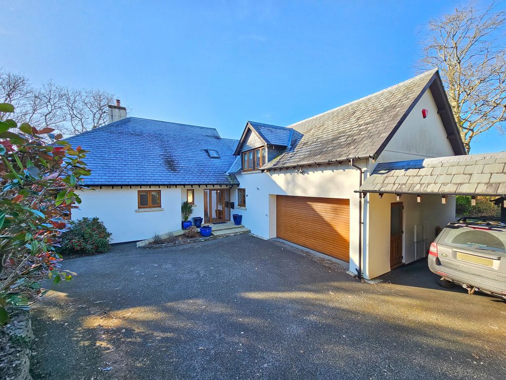 5 bed detached house for sale in Whitchurch Road, Whitchurch, Tavistock PL19, £950,000