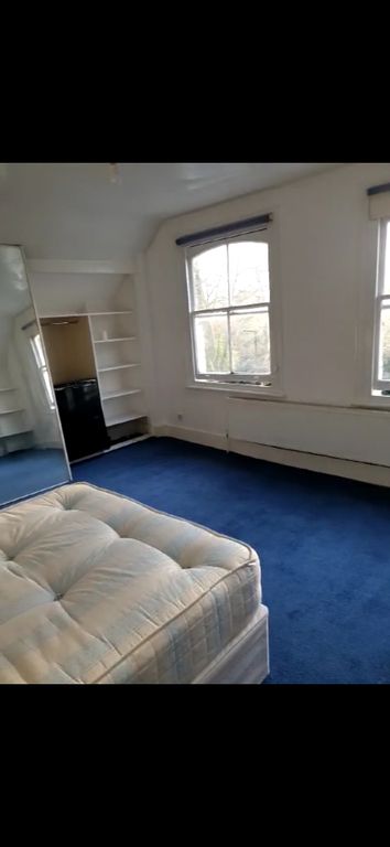 Room to rent in Middle Lane, London N8, £950 pcm