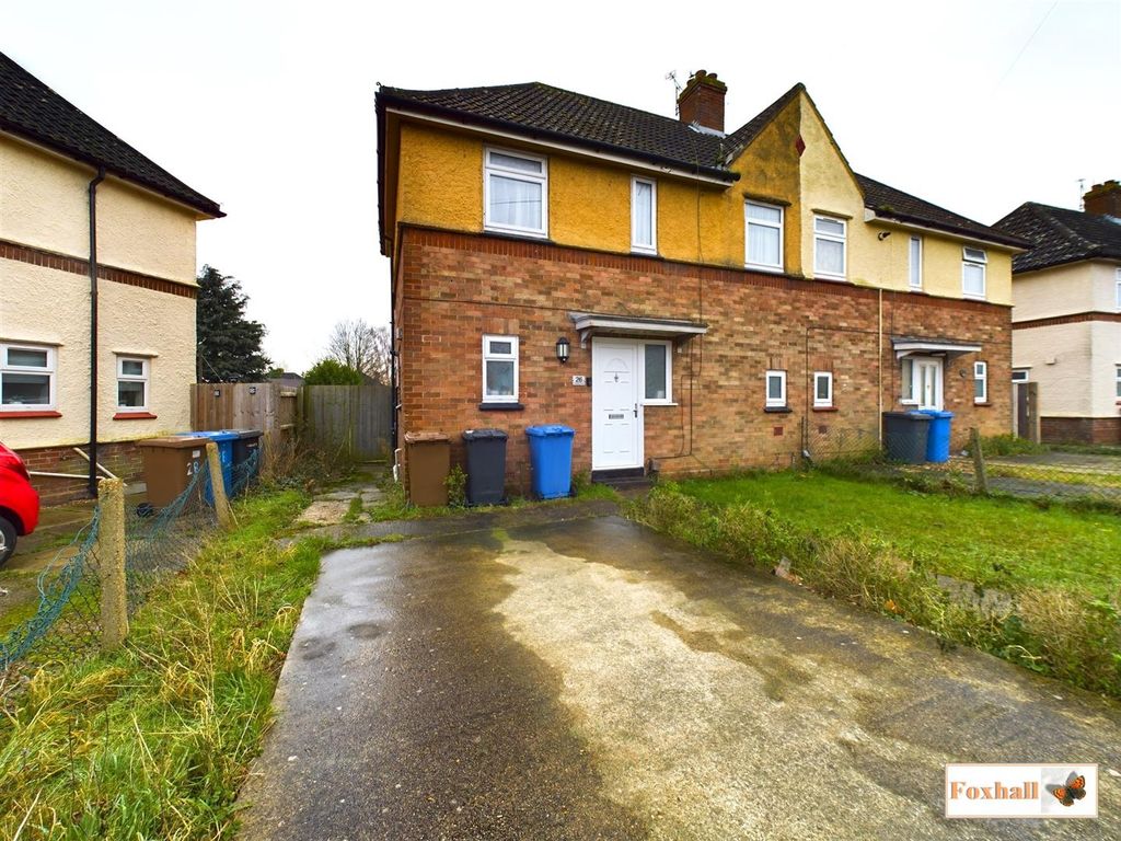 3 bed semi-detached house for sale in Campbell Road, Ipswich IP3, £210,000
