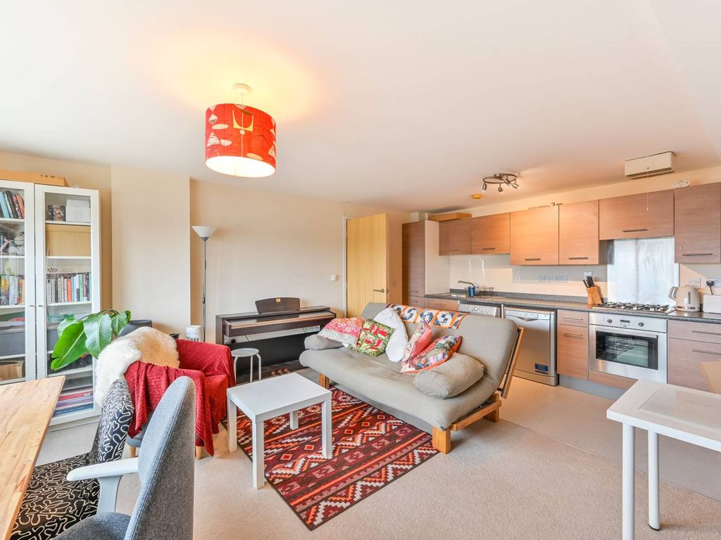 1 bed flat for sale in Caledonian Road, Caledonian Road, London N7, £350,000