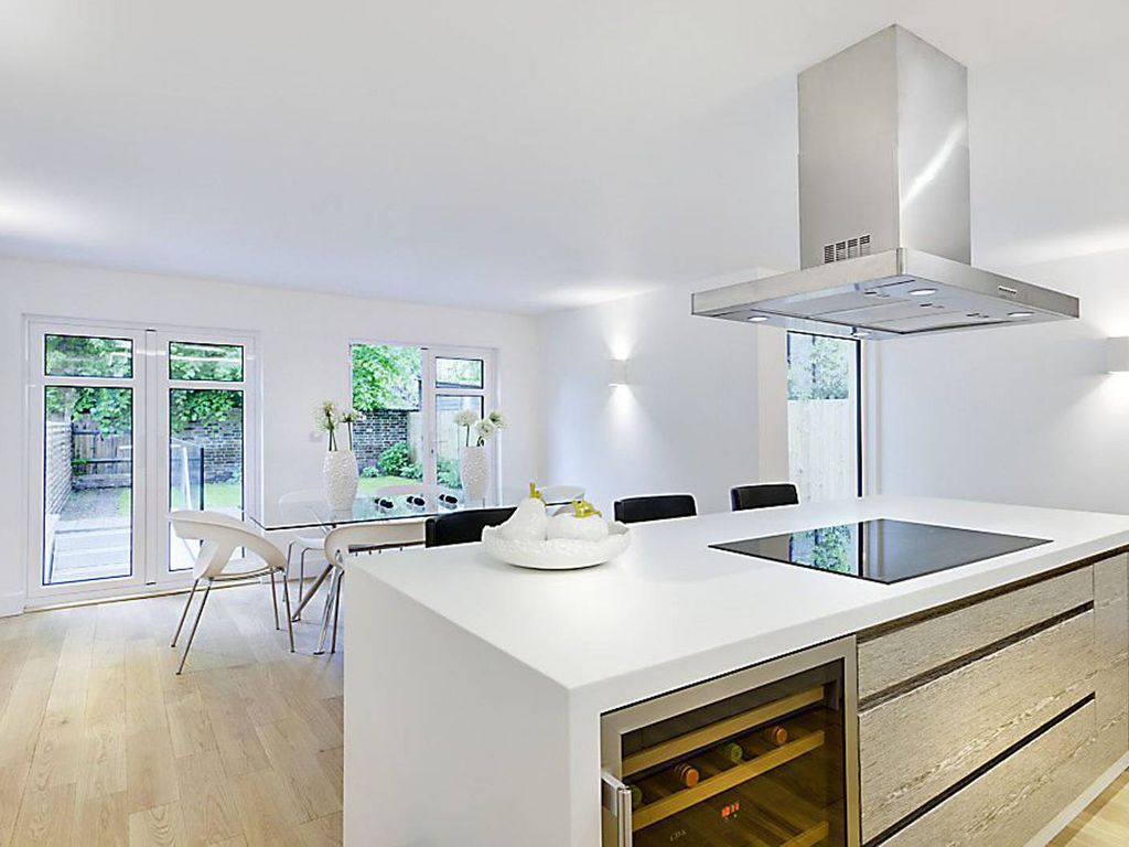 5 bed property for sale in Arlington Road, Twickenham TW1, £1,950,000