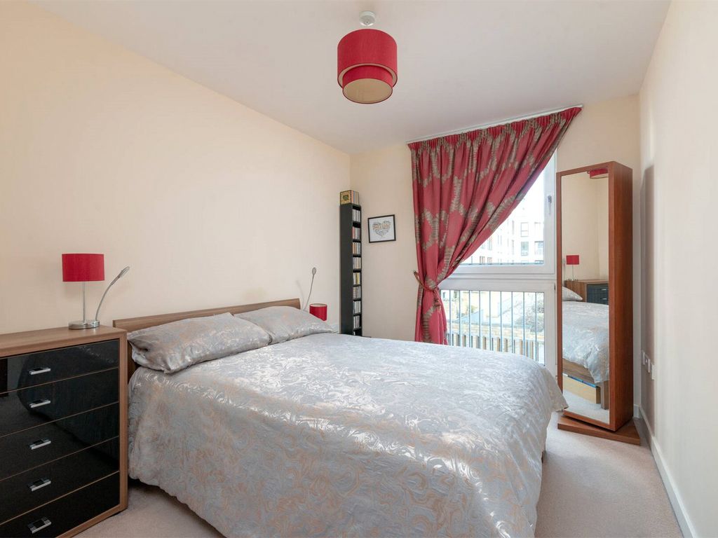 2 bed flat for sale in Flat 4, Kimmerghame Path, Fettes, Edinburgh EH4, £295,000