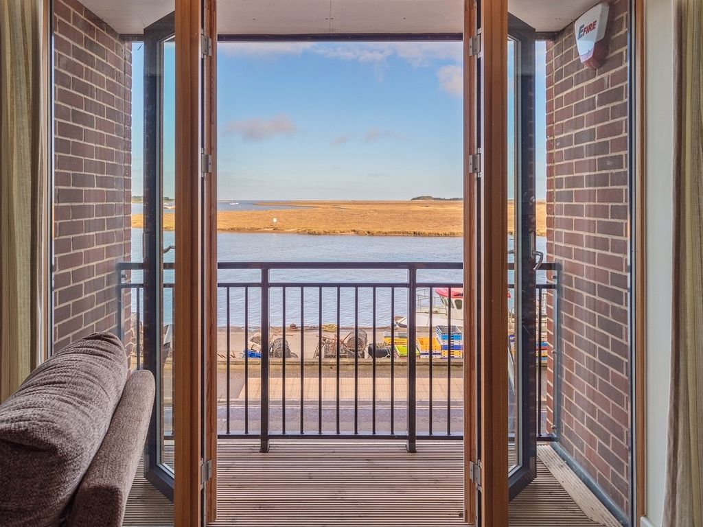 2 bed flat for sale in The Quay, Wells-Next-The-Sea NR23, £595,000