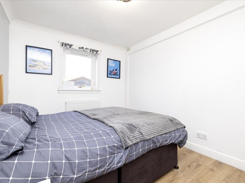 1 bed flat for sale in 101 South Scotstoun, South Queensferry EH30, £145,000
