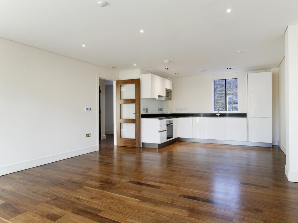 1 bed flat to rent in Retreat Road, Richmond TW9, £2,350 pcm
