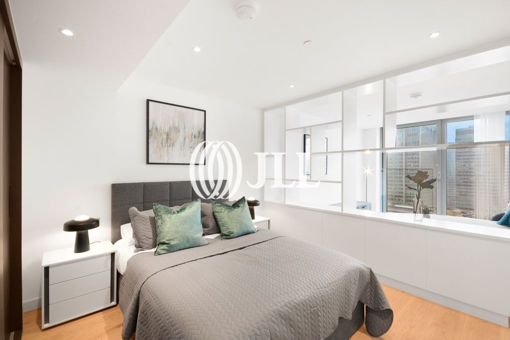 Studio to rent in Marsh Wall, London E14, £2,578 pcm