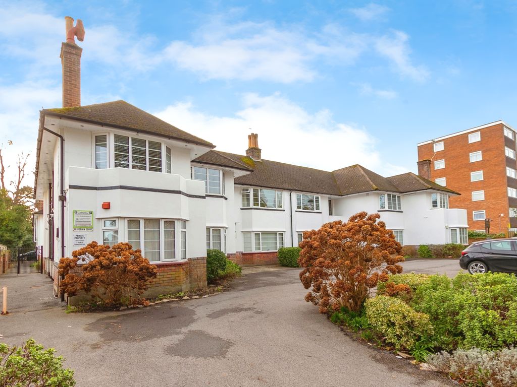 1 bed flat for sale in Princess Road, Branksome BH12, £160,000