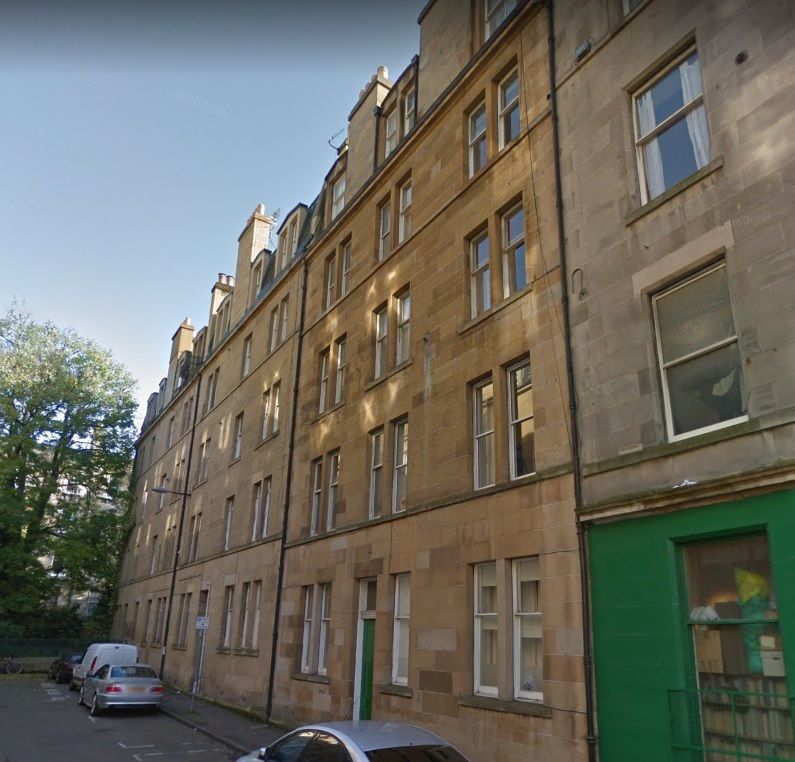 2 bed flat to rent in Buccleuch Terrace, Newington, Edinburgh EH8, £1,300 pcm