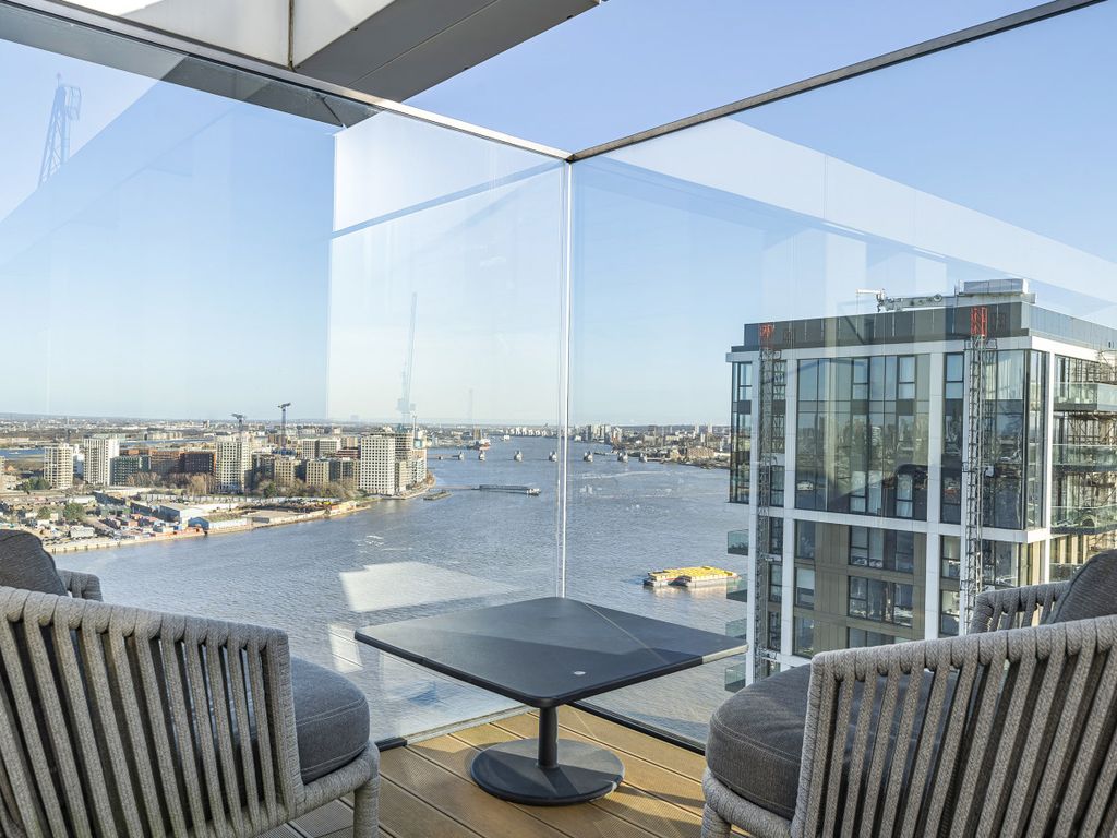 2 bed flat for sale in Tidemill Square, Greenwich Peninsula, Greenwich, London SE10, £700,000