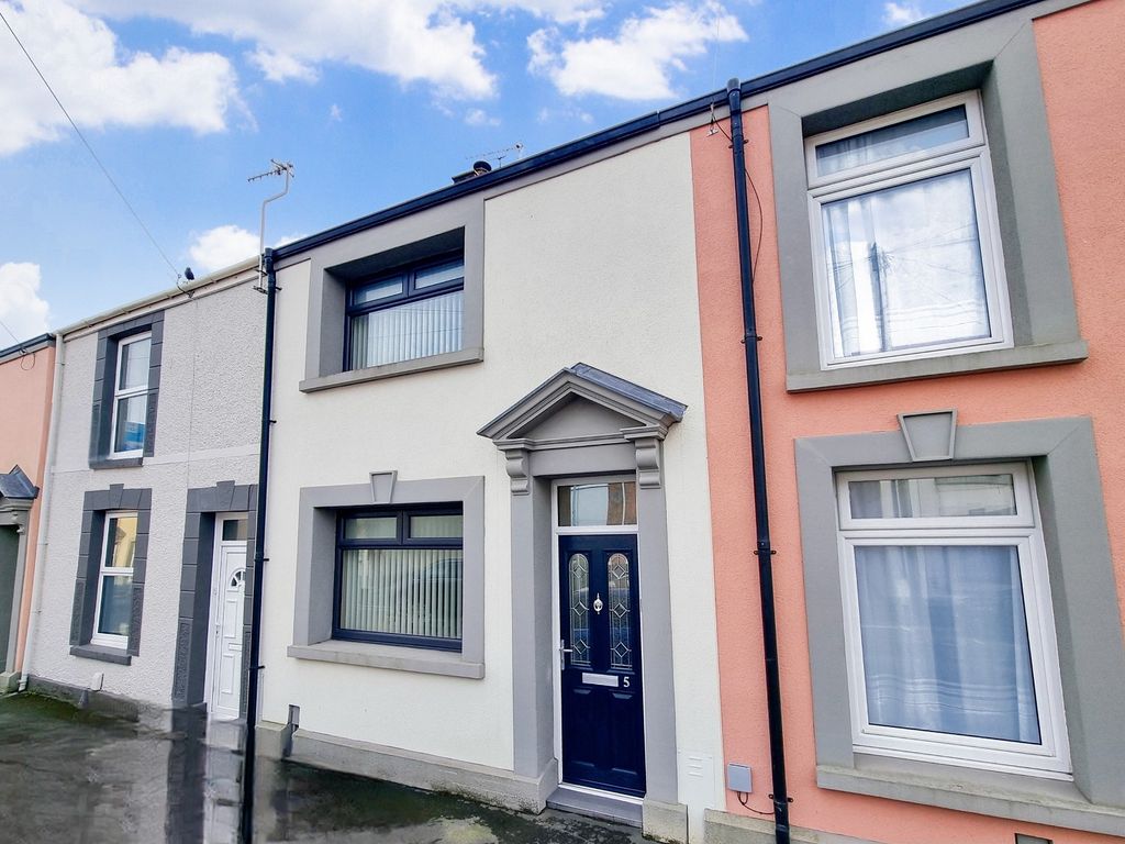 3 bed terraced house for sale in Fleet Street, Swansea, City And County Of Swansea. SA1, £219,995