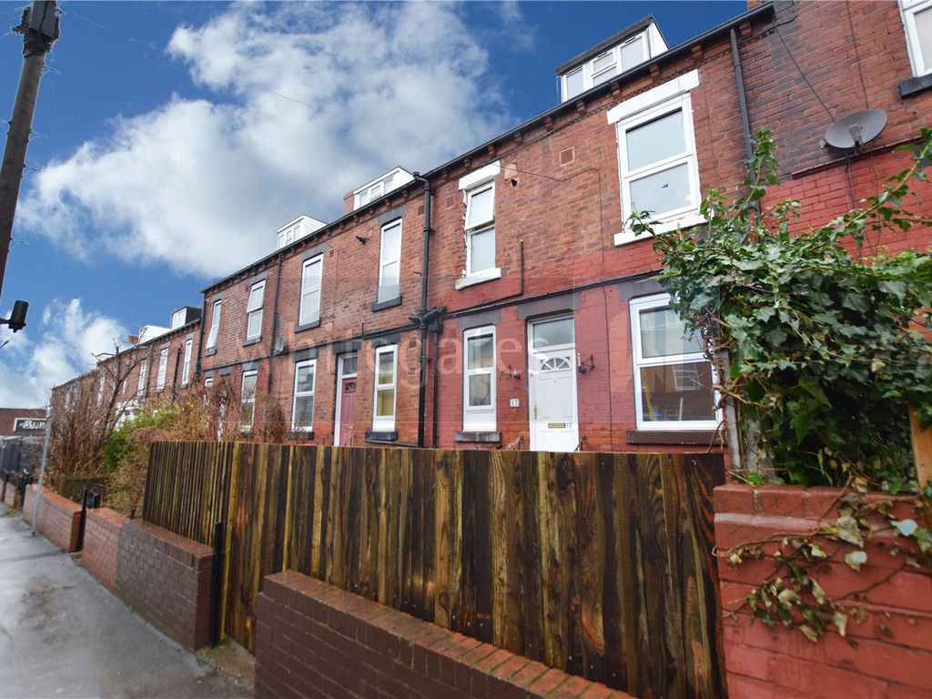2 bed terraced house to rent in Brownhill Crescent, Leeds, West Yorkshire LS9, £750 pcm
