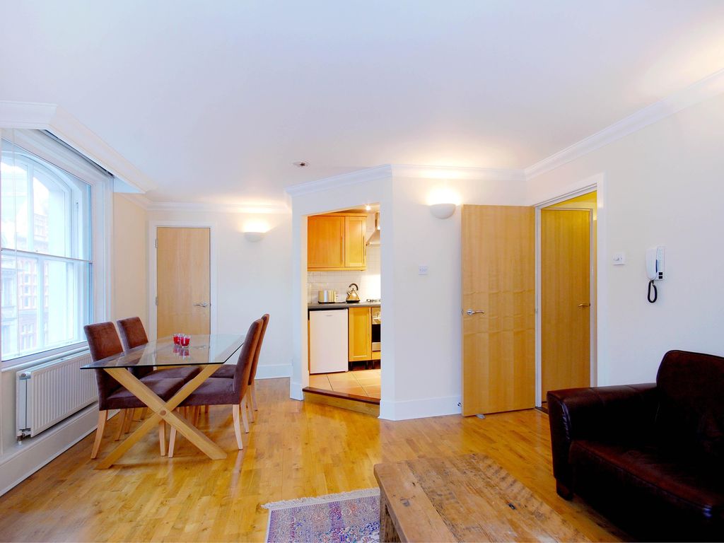 1 bed flat to rent in Bush Lane, London EC4R, £2,150 pcm