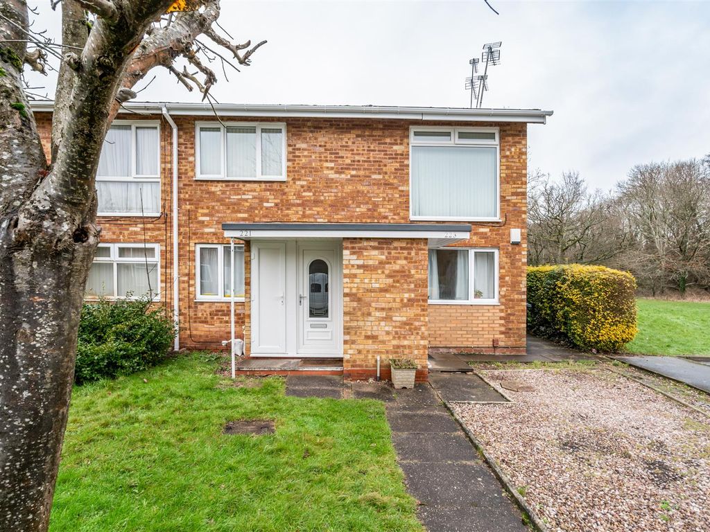 2 bed maisonette for sale in Nethercote Gardens, Shirley, Solihull B90, £150,000