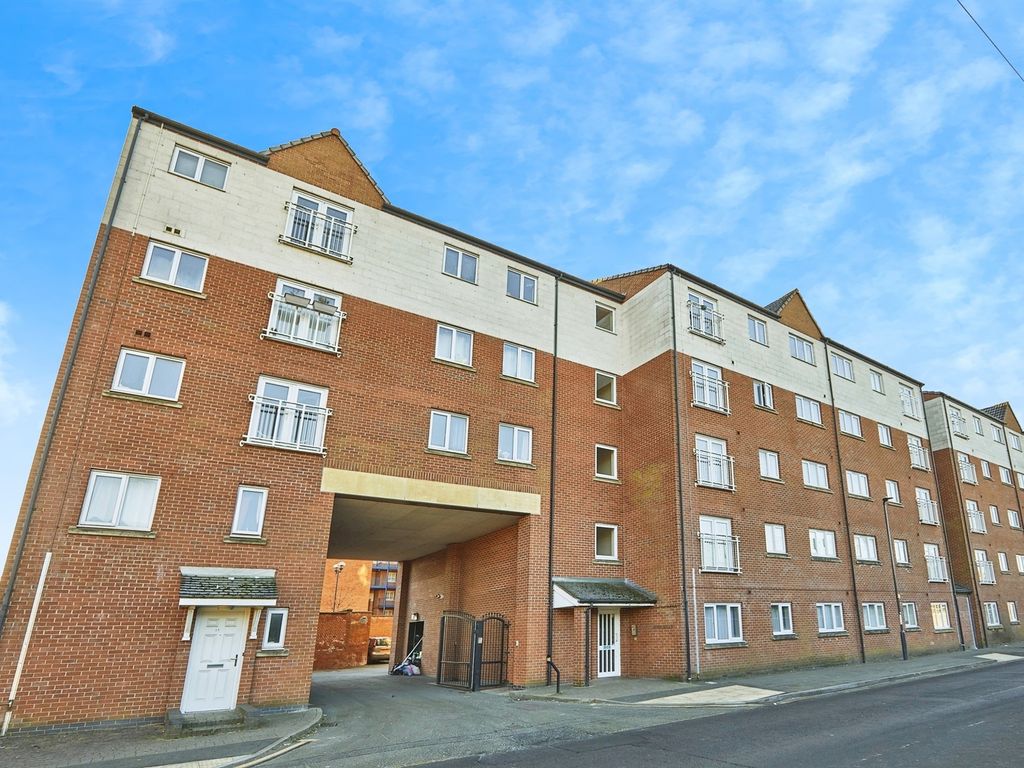 2 bed flat for sale in Great Northern Road, Derby DE1, £117,500