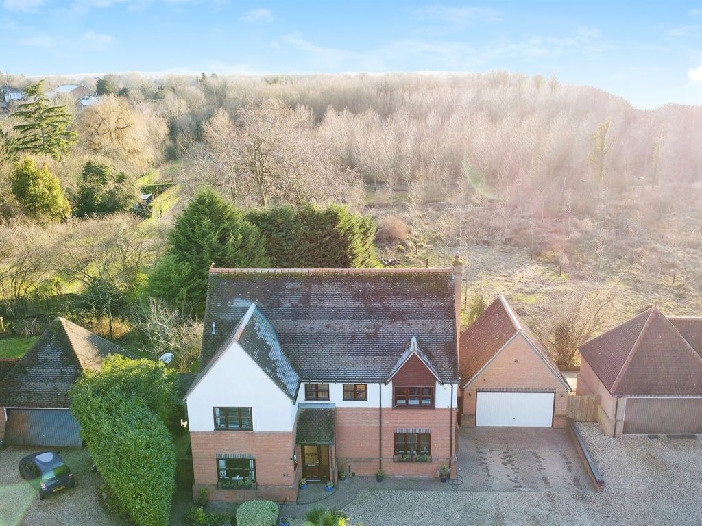 5 bed detached house for sale in Priory Wood, Castle Hedingham, Halstead CO9, £750,000